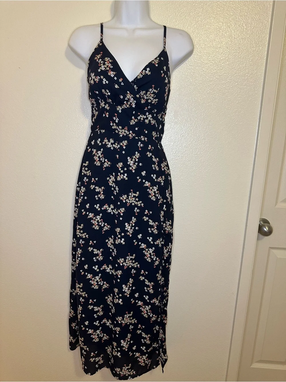 Abercrombie & Fitch Navy Floral Wrap Maxi Dress XS